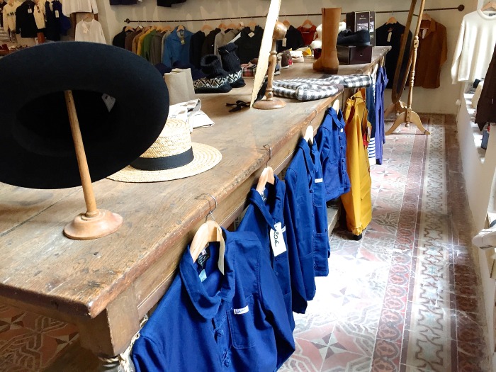 Maison Empereur vêtement